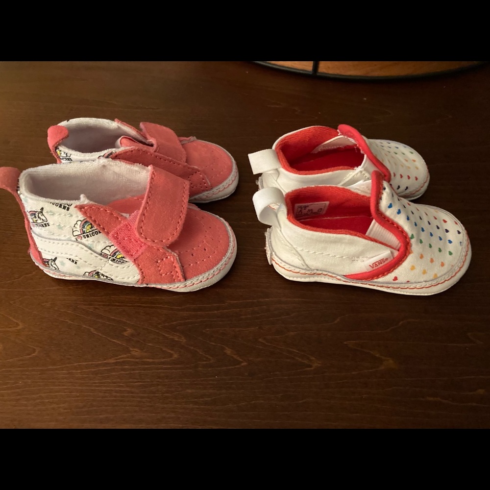 Baby girl vans shoes size 2.0 lot